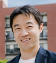 金間　大介