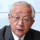 田崎　史郎